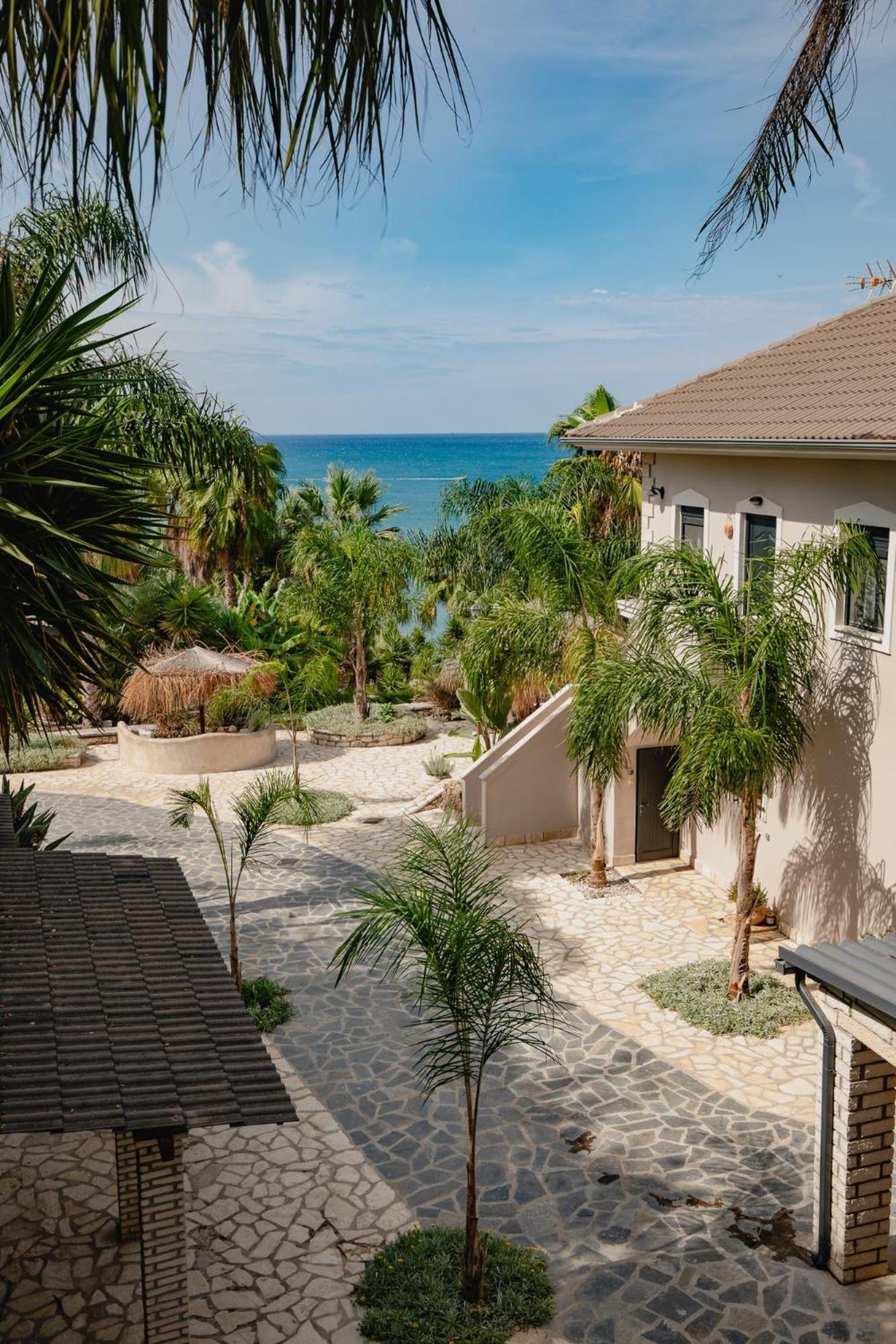 Orraon Lux Aparts Preveza Exterior foto