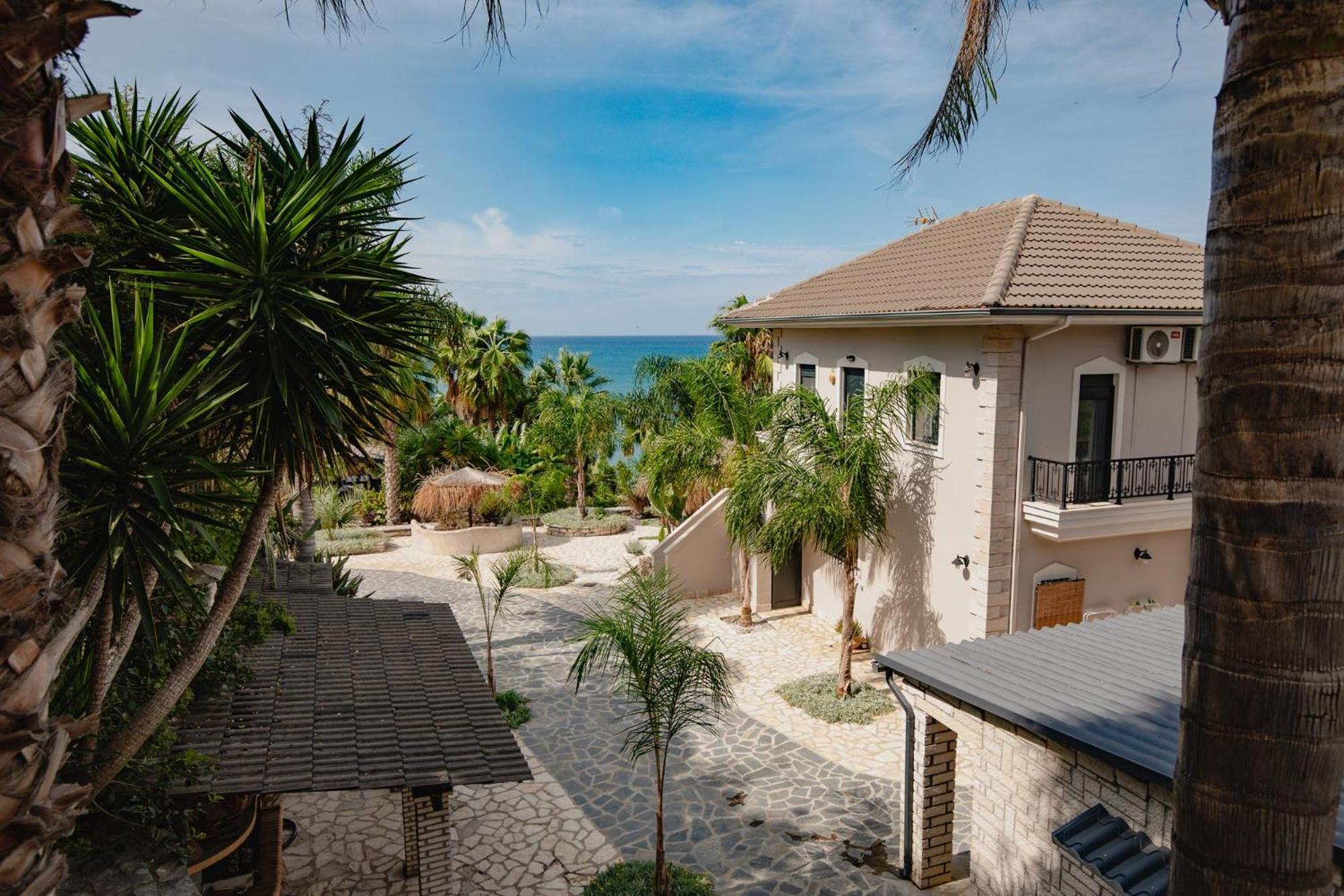 Orraon Lux Aparts Preveza Exterior foto